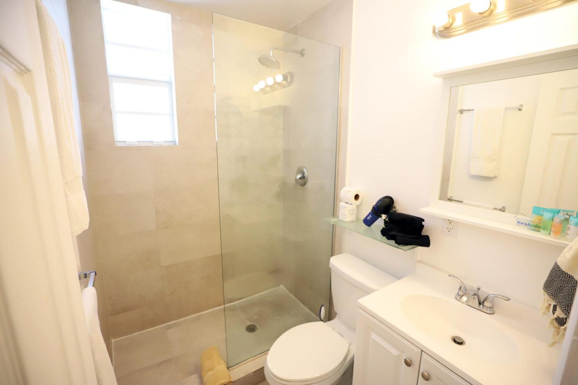 מיאמי ביץ' South Beach Steps To Ocean Drive Free Parking & Pet Friendly מראה חיצוני תמונה