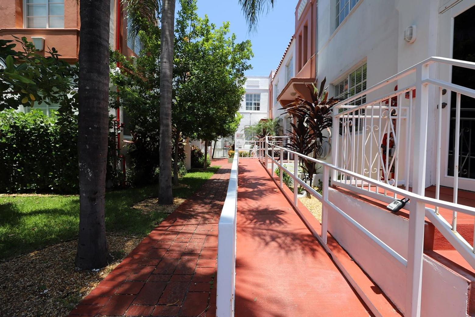 מיאמי ביץ' South Beach Steps To Ocean Drive Free Parking & Pet Friendly מראה חיצוני תמונה